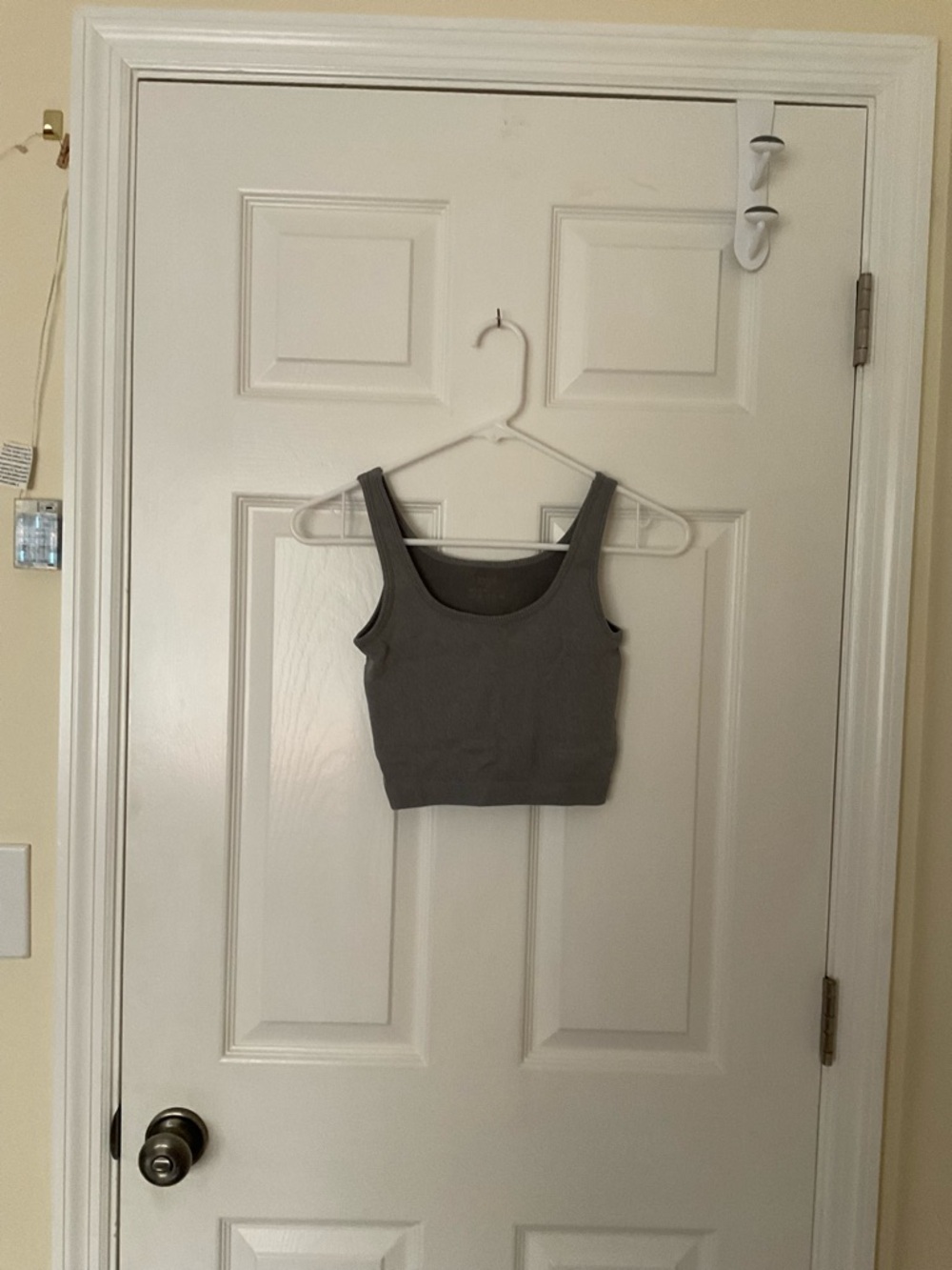 Cropped Scoop Tank Top - Grey